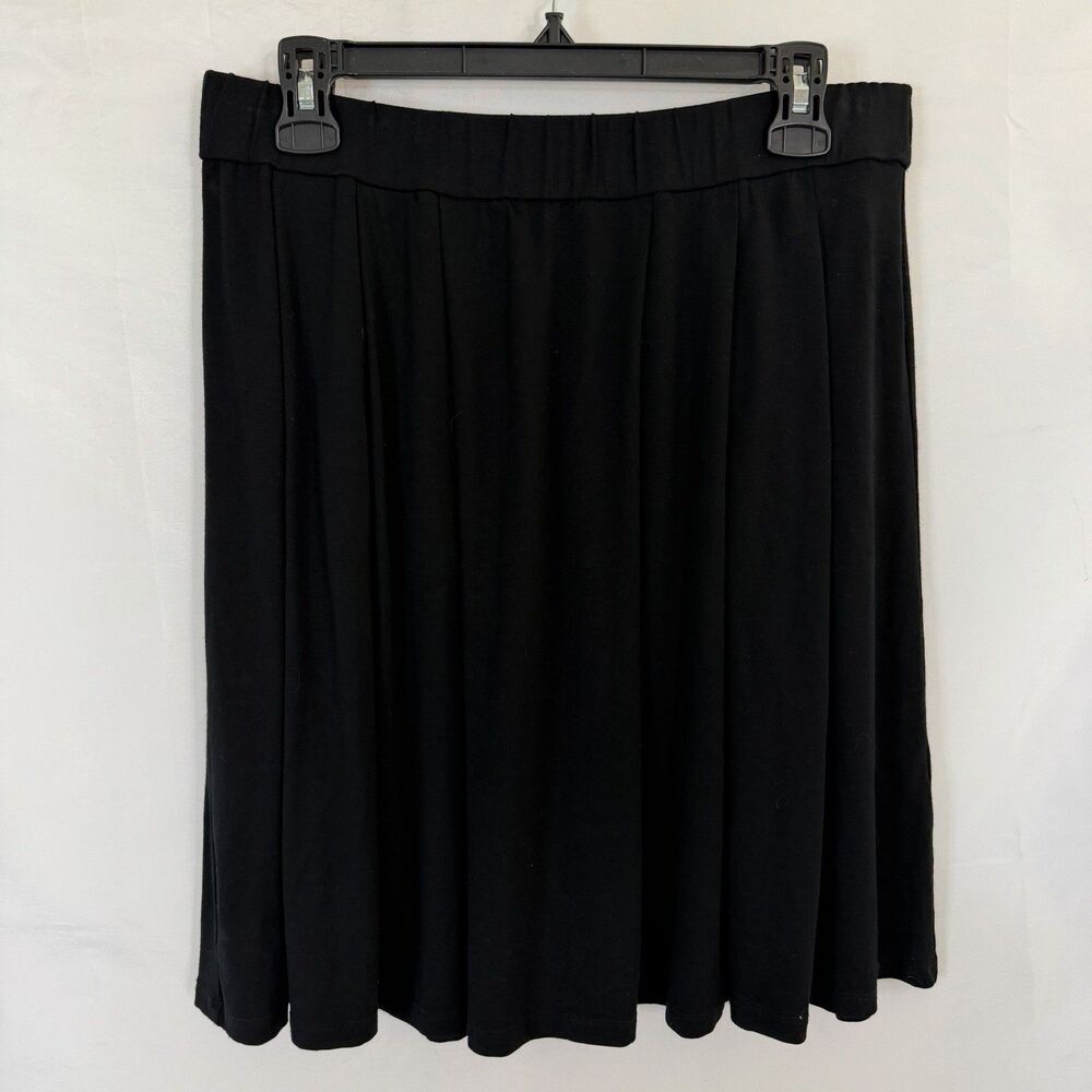 EILEEN FISHER Black Pleated Pull On Skirt Stretch Minimalist Size LARGE Pockets